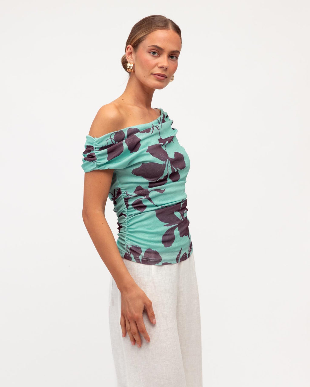 Samantha Top in floral print - full length styled look