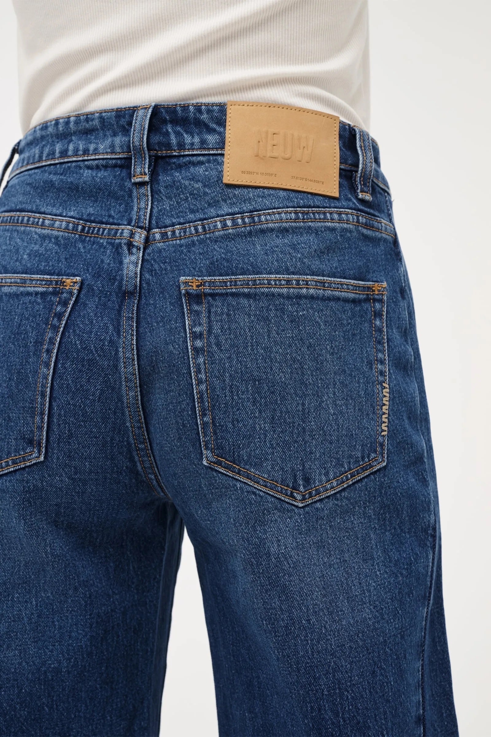 Amber Barrel Denim Jean Iris NEUW