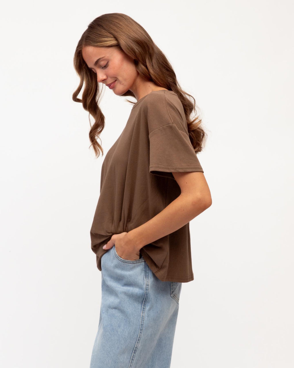 Easy Tuck Tee in Mocha, gathered tuck hem detail - side view