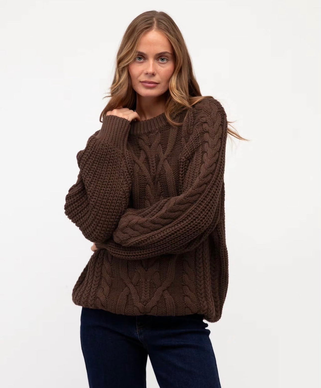 Maple chocolate cable knit by Label Of Love