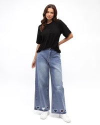 Easy Tuck Tee Black