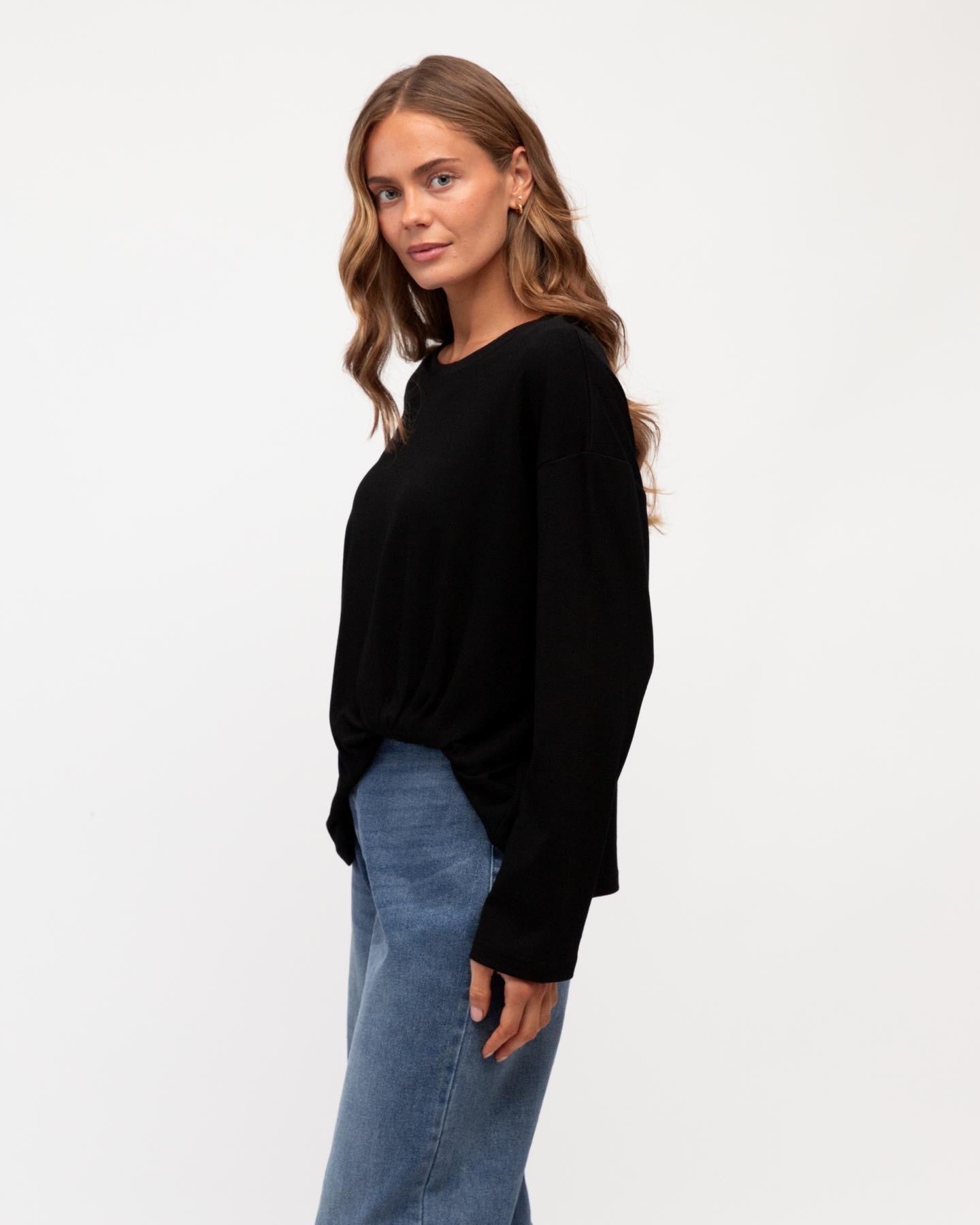 Long Sleeve Tuck Tee Black