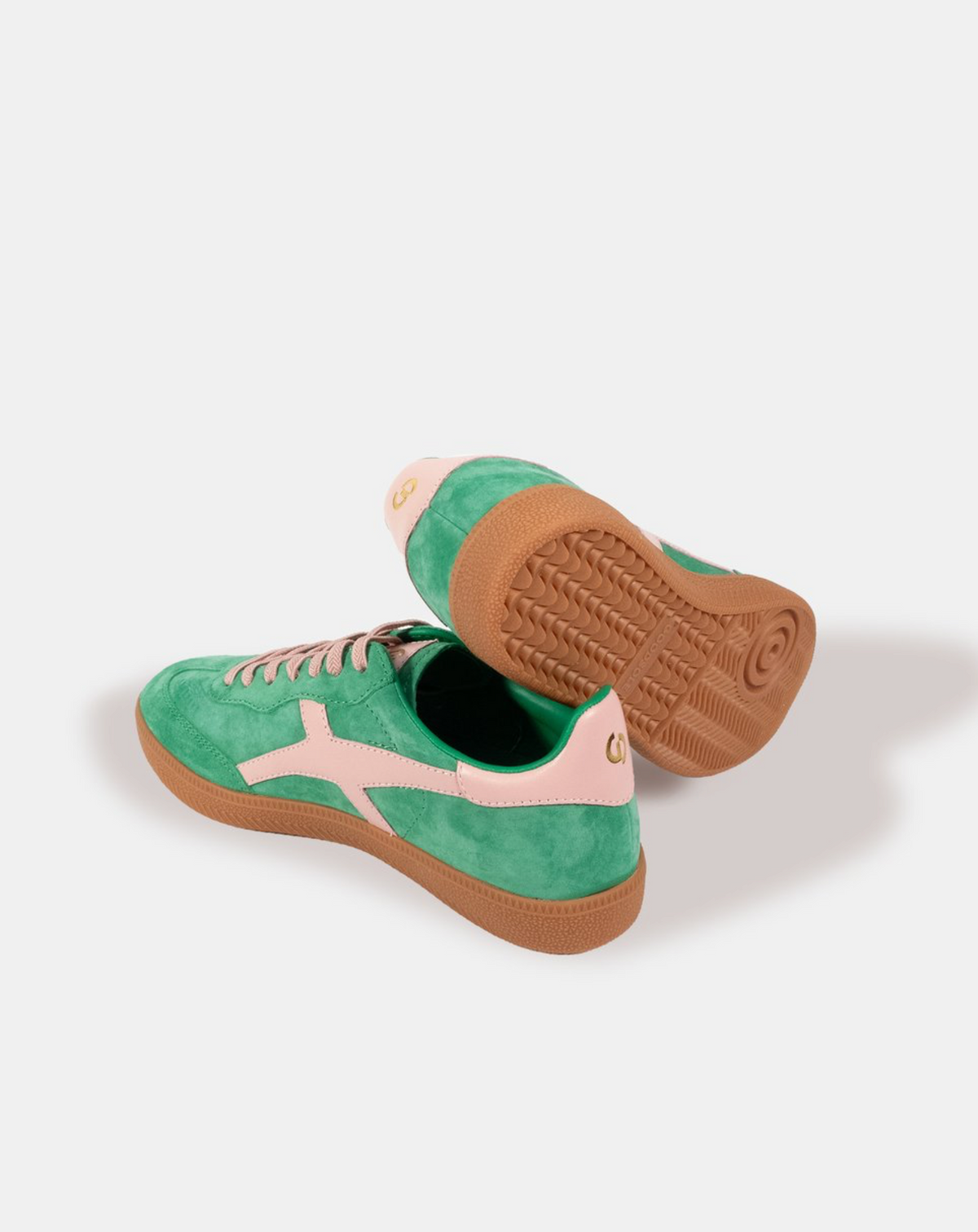 Goodsole 2001 sneaker in pine green suede with pink overlay