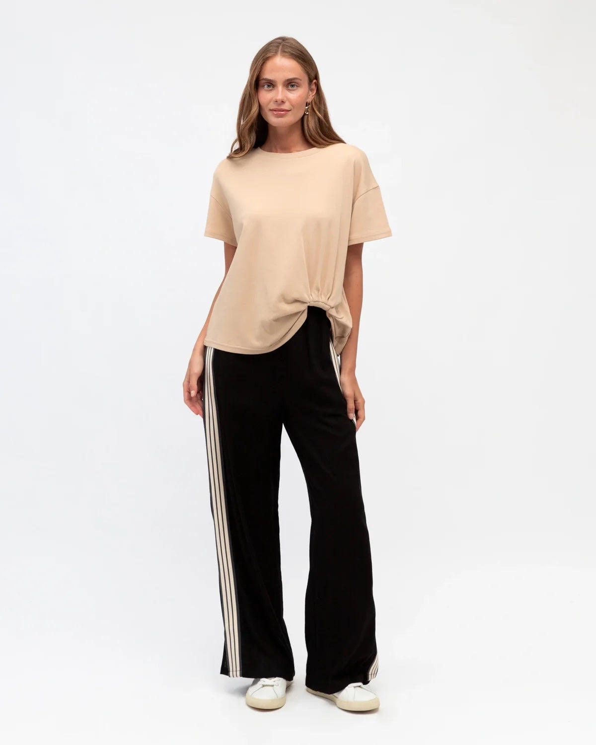 Easy Tuck Tee in Natural – Tops by Salt & Tide Co